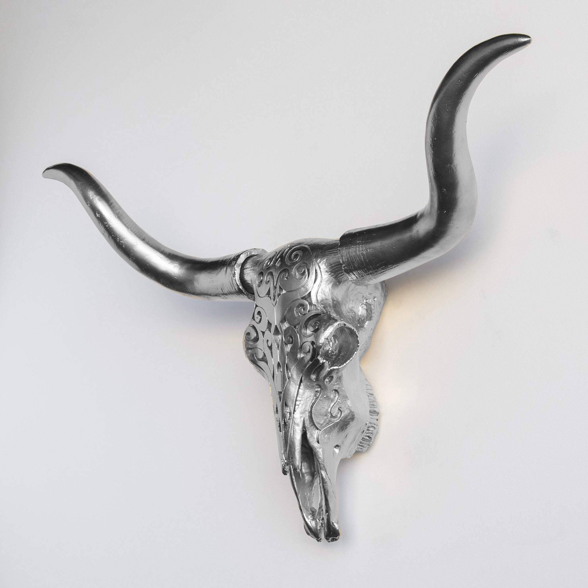 Faux Carved Texas Longhorn Skull // Silver