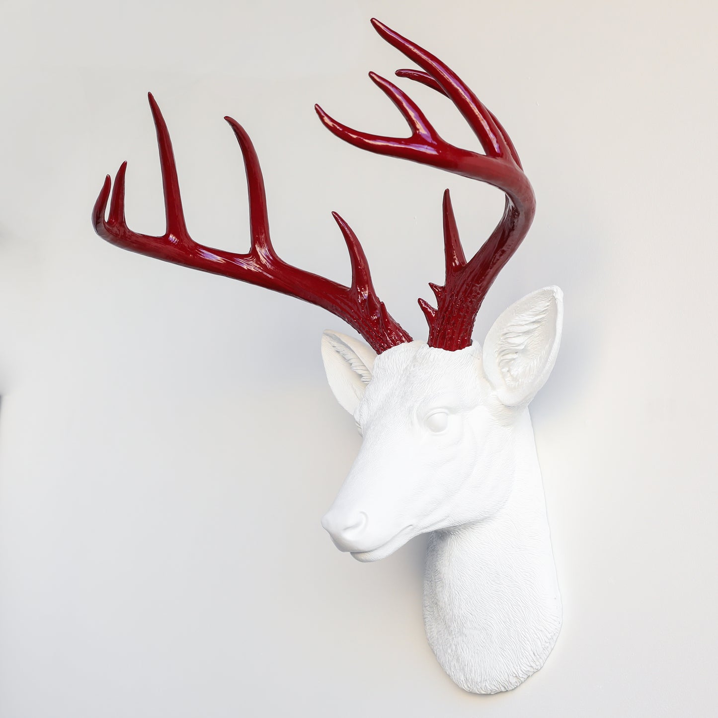 Faux Stag Deer Head Wall Mount // White and Red