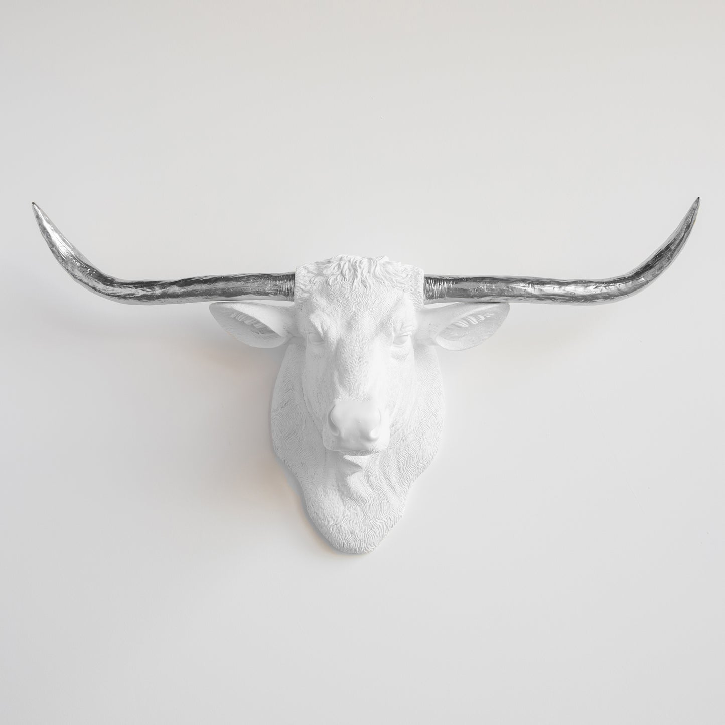 Faux Texas Longhorn Head Wall Mount // White and Silver