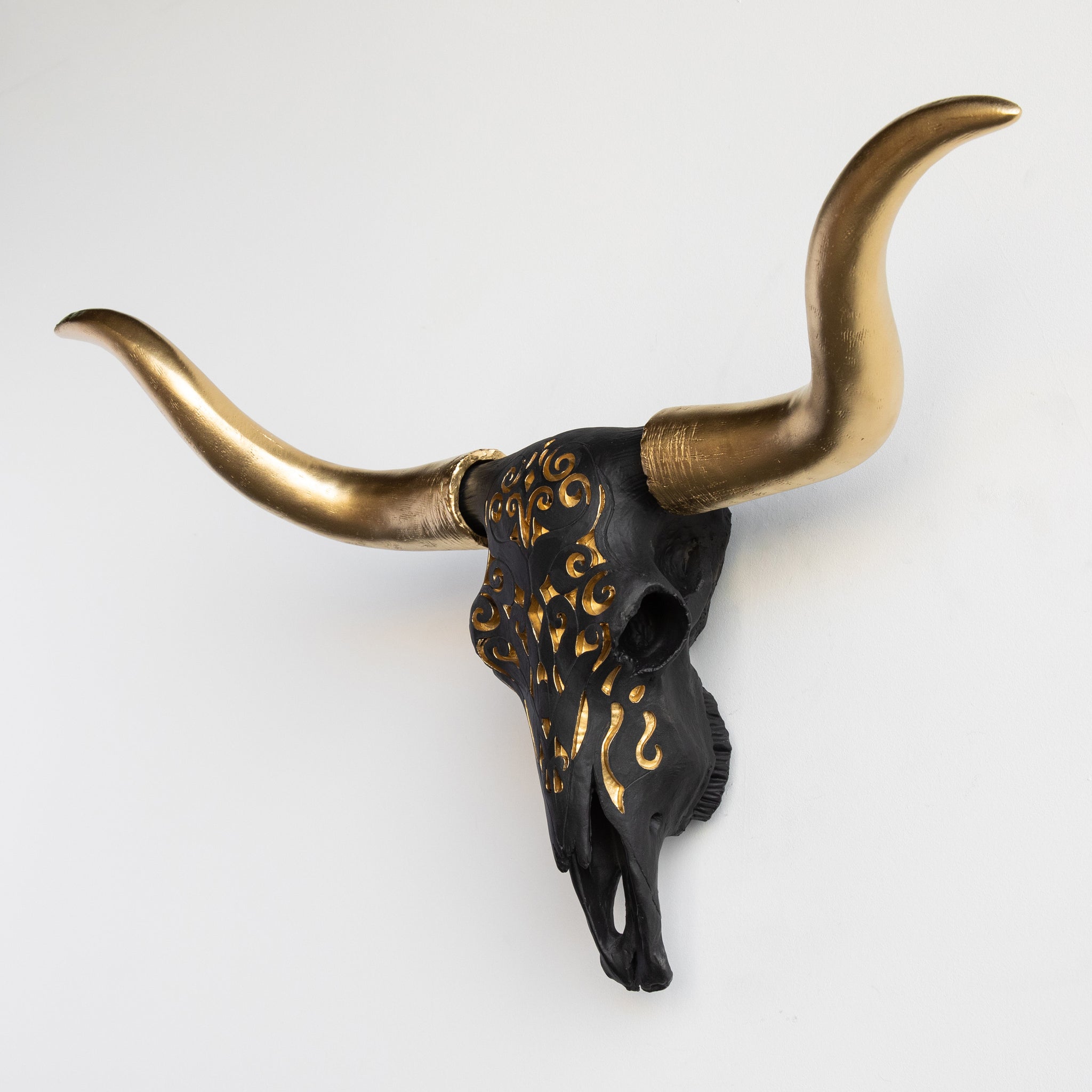 Faux Carved Texas Longhorn Skull // Black and Gold