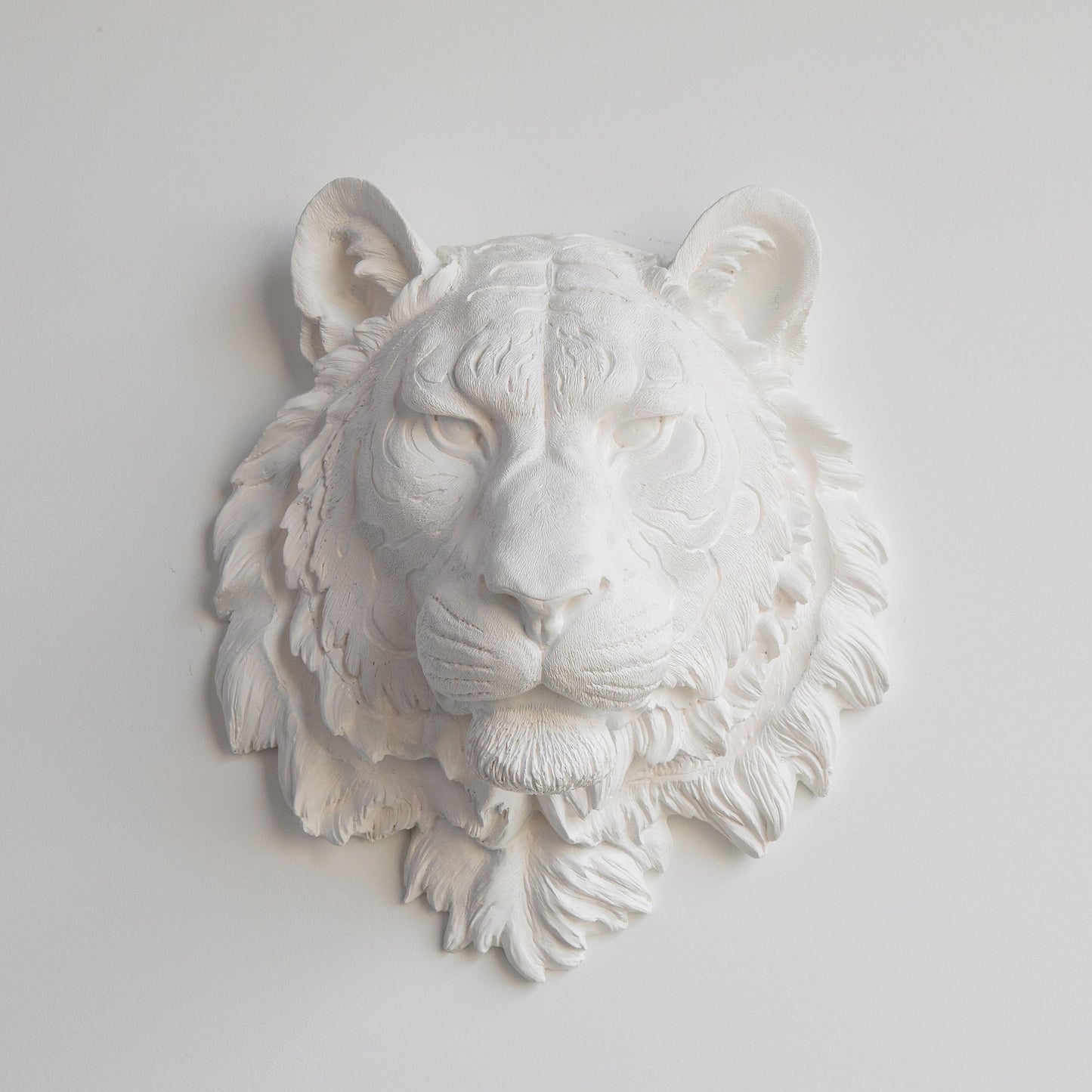 Faux Tiger Head Wall Mount // White