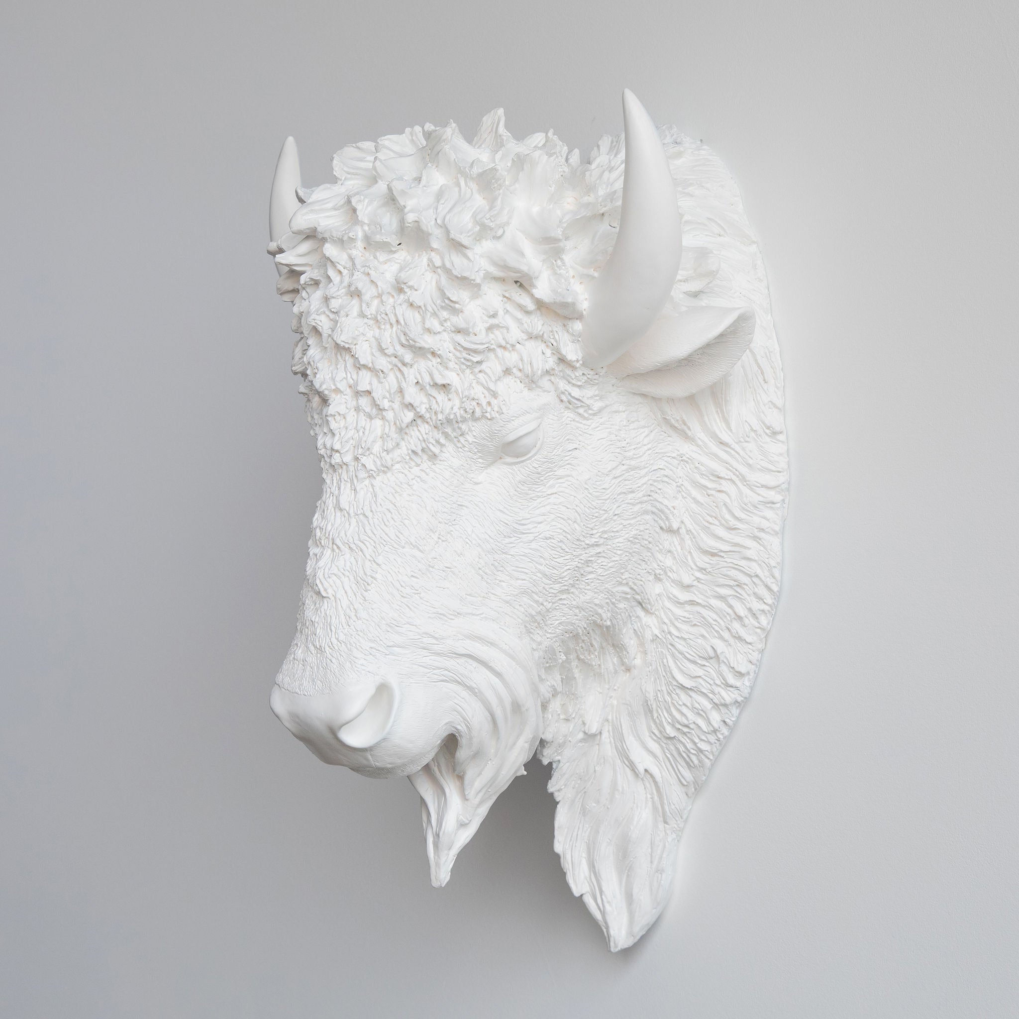 Faux Buffalo Bison Head Wall Mount // White